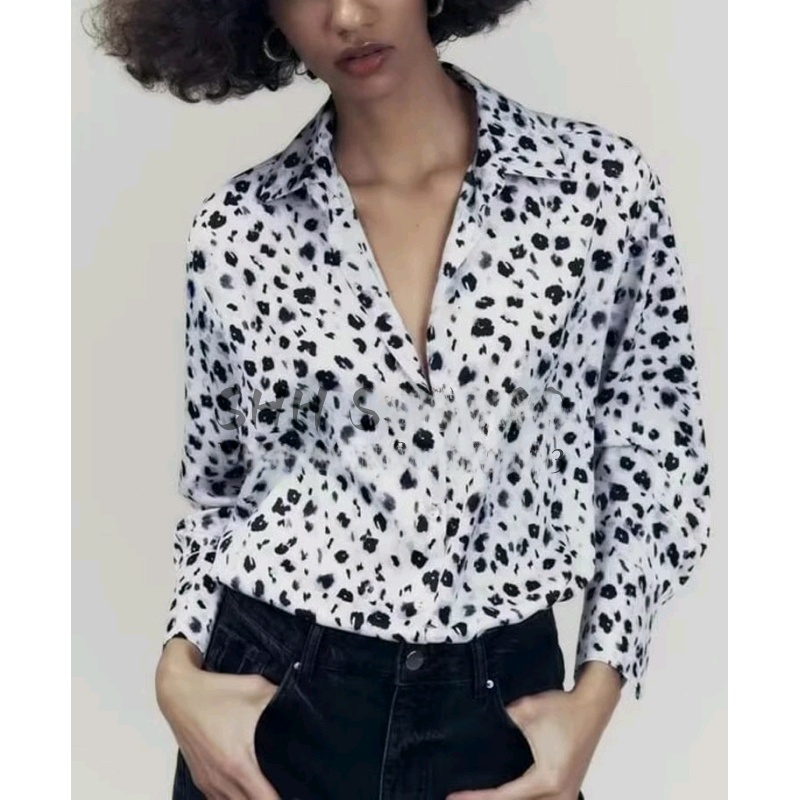 Klassischer Seidensatin-Look,  – Silk Blouse Button Bewertung und Preis